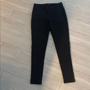 Pinstripe skinny legging pant!